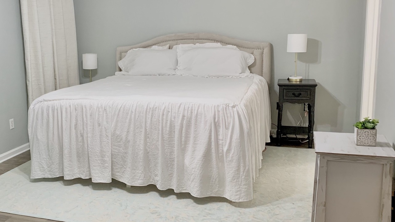 Photo of Bedroom in Northport