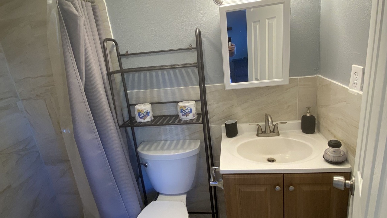 Photo of Bathroom in Wilton Manors