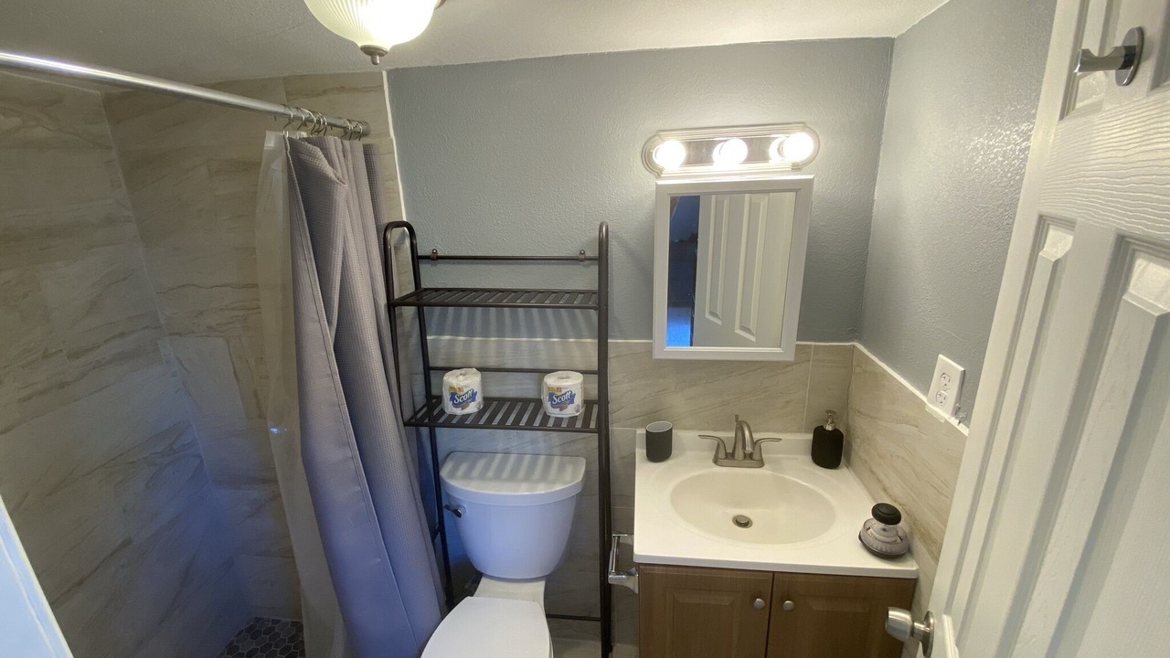 Photo of Bathroom in Wilton Manors