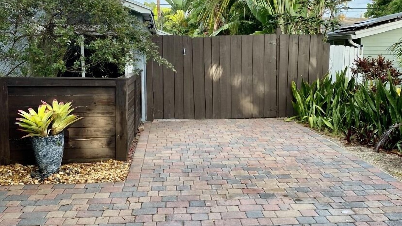 Photo of Others in Wilton Manors