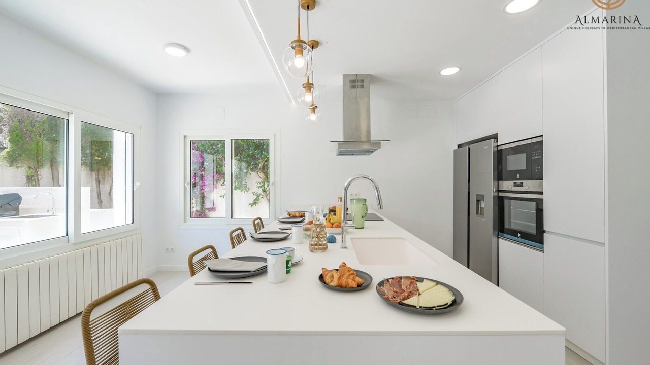 Photo of Kitchen in Urbanitzacio la Fustera