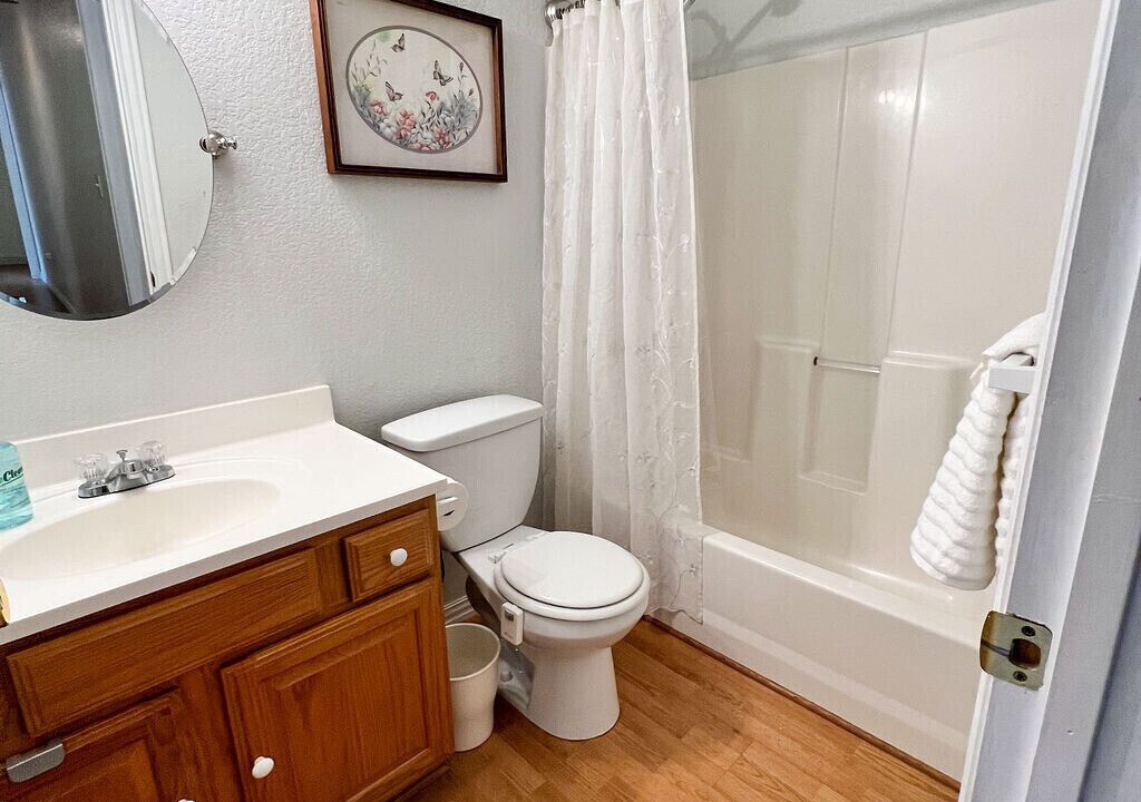 Photo of Bathroom in Murchison