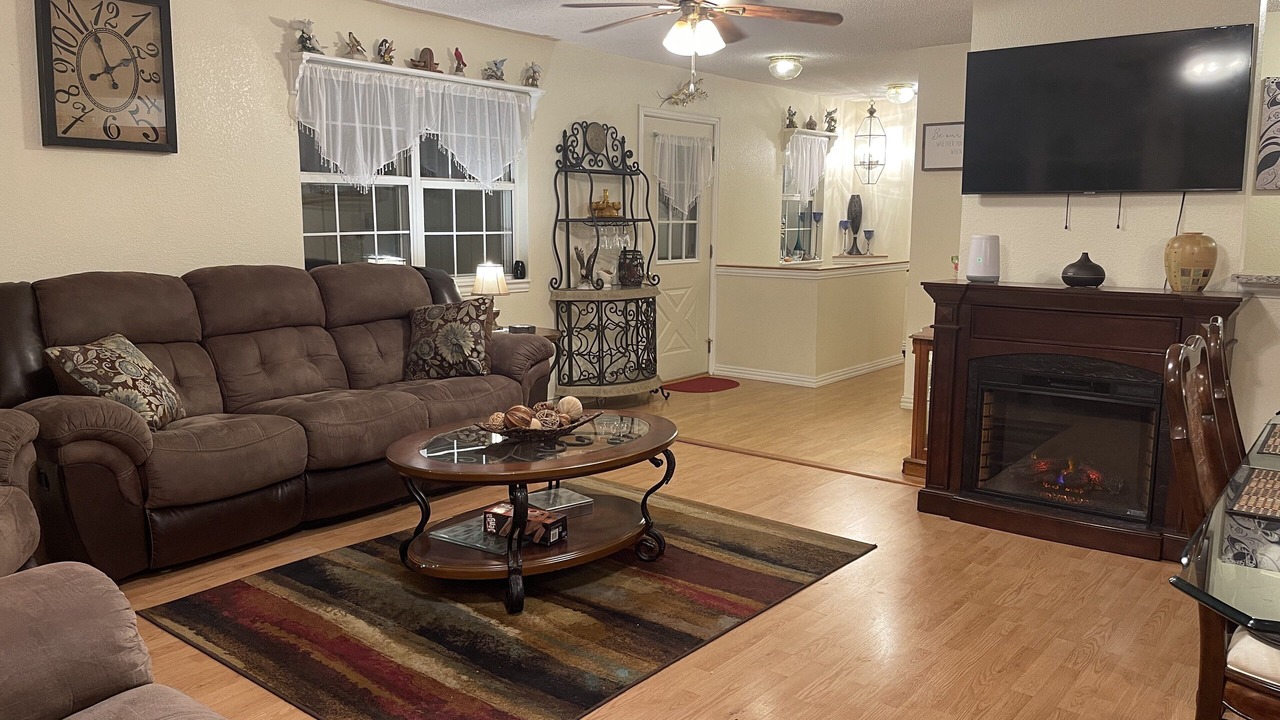 Photo of Livingroom in Murchison