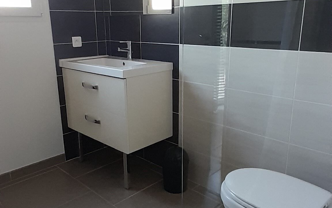 Photo of Bathroom in Pouzolles