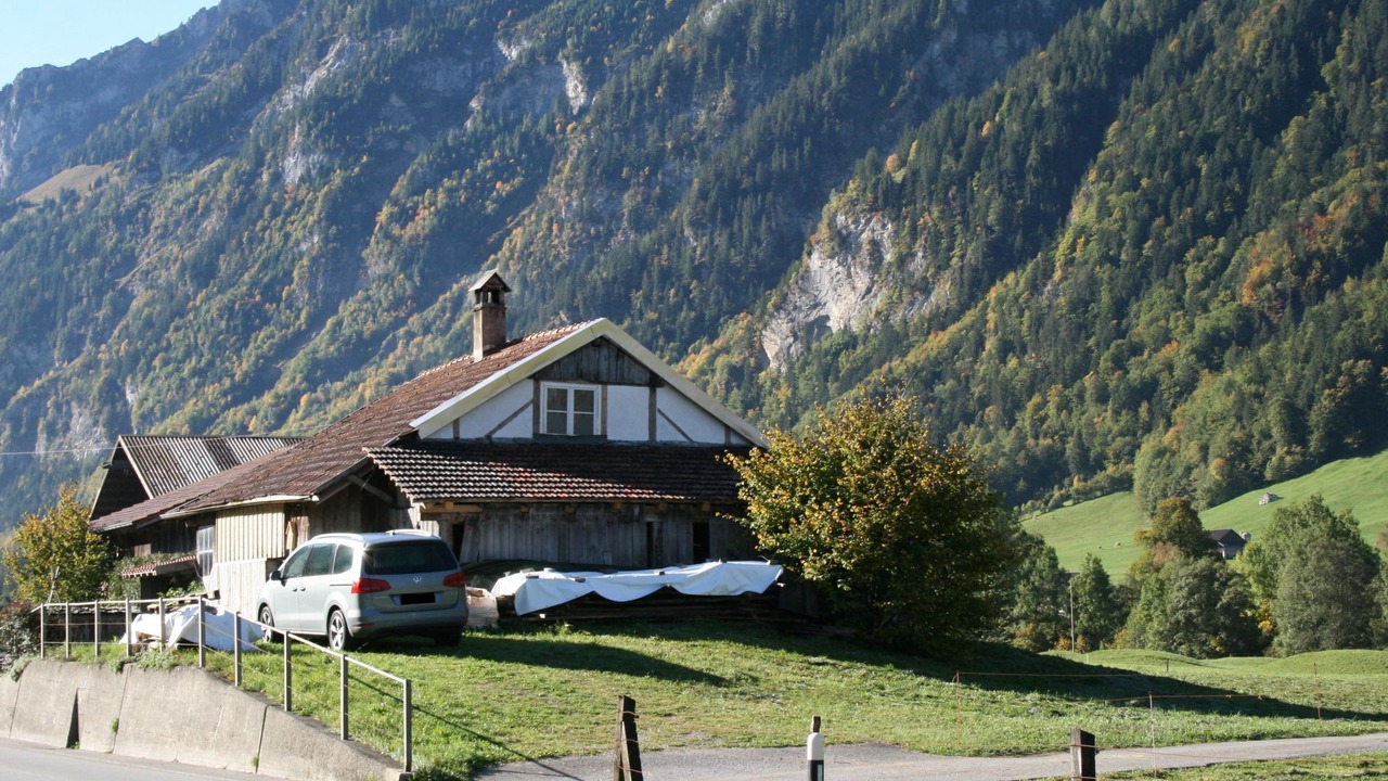 Photo of Others in Kandergrund