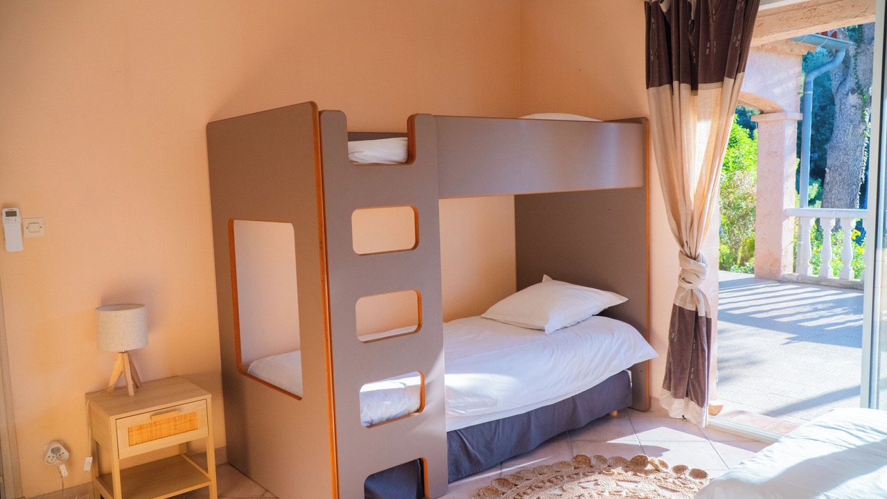 Photo of Bedroom in Carqueiranne