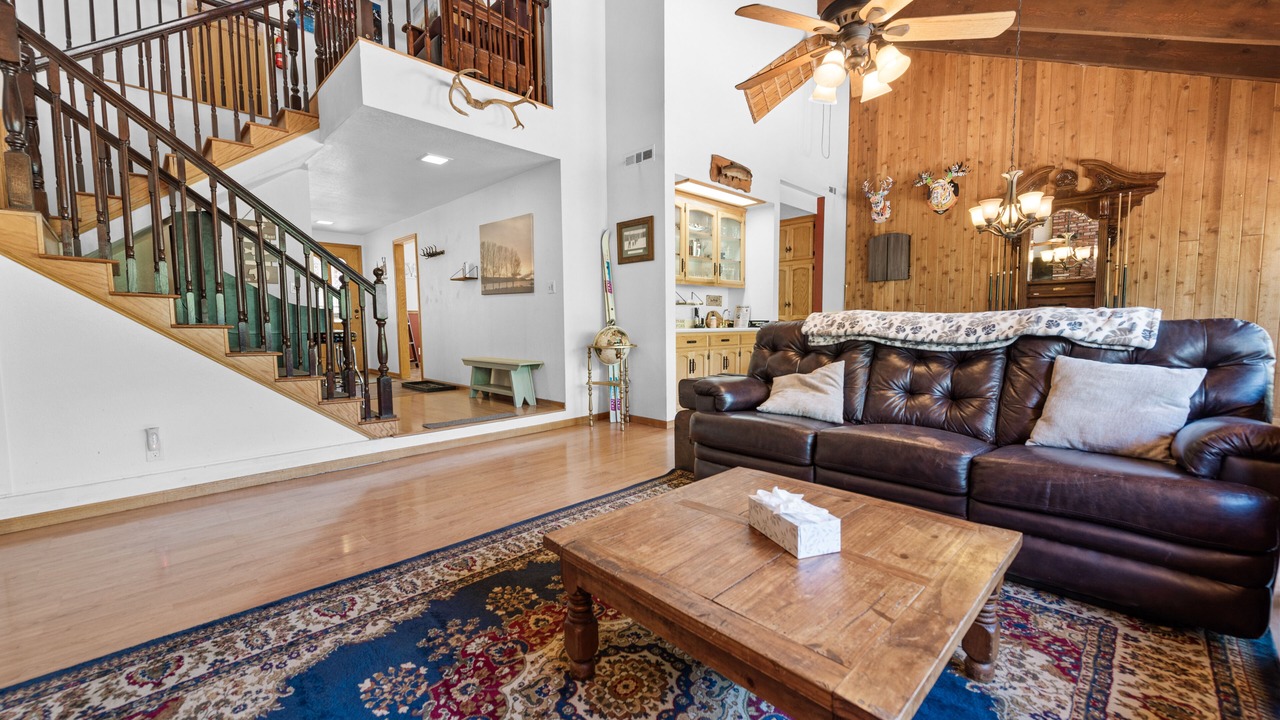 Photo of Livingroom in Big Bear City