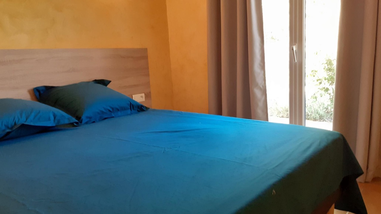 Photo of Bedroom in Flayosc