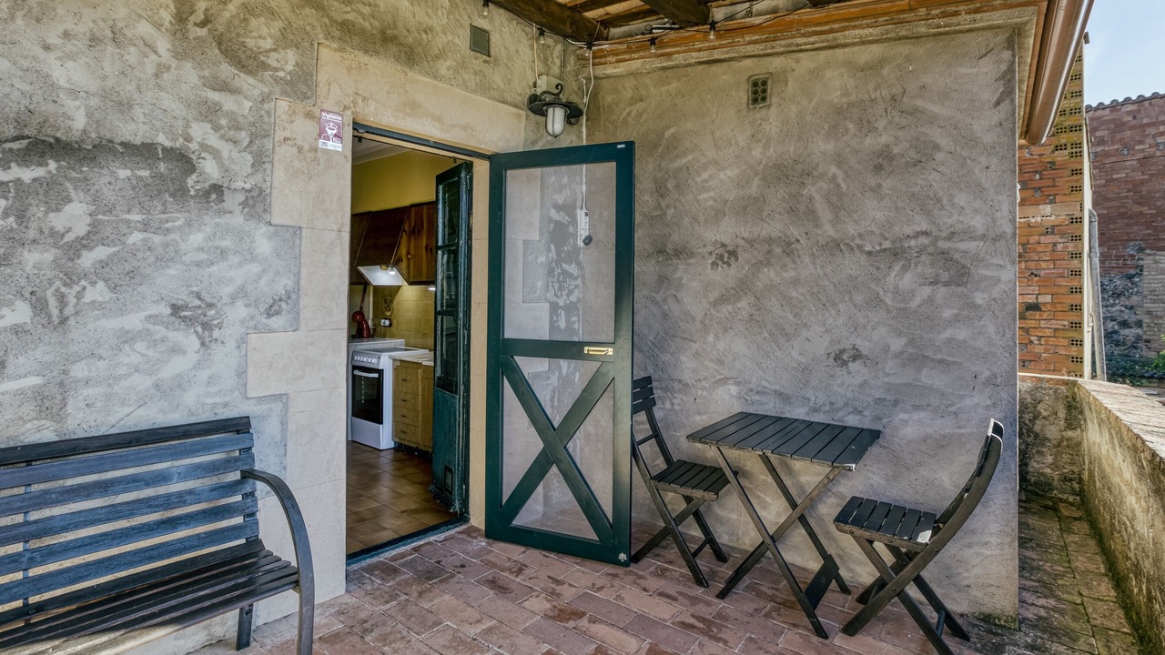 Photo of Outdoor in Serinya