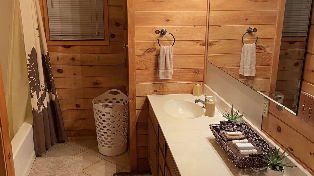 Photo of Bathroom in Smithville