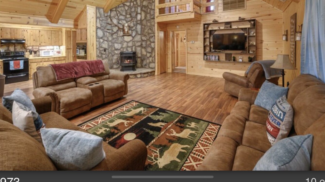 Photo of Livingroom in Smithville
