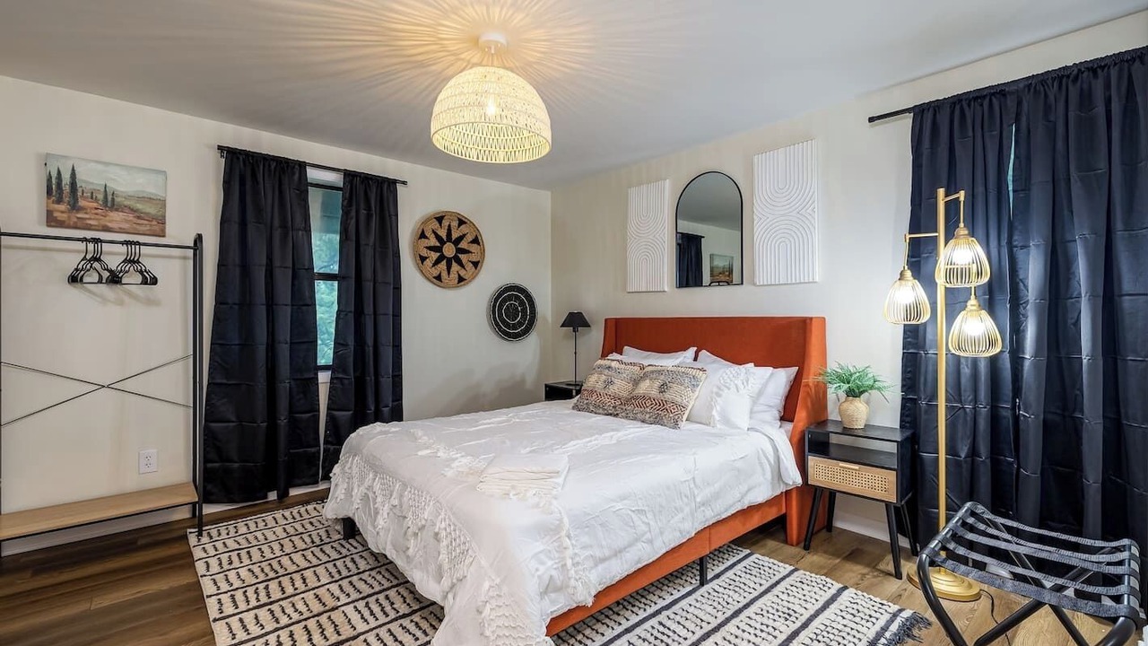 Photo of Bedroom in McGaheysville