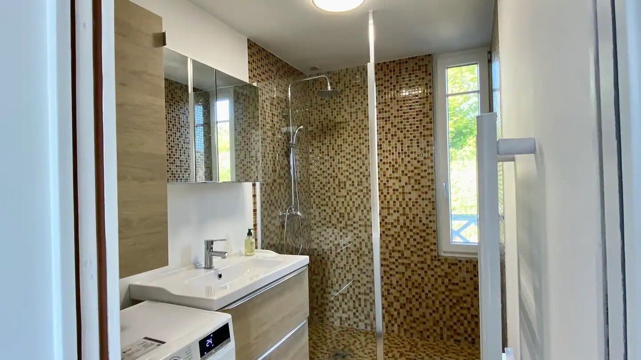 Photo of Bathroom in Mers-les-Bains