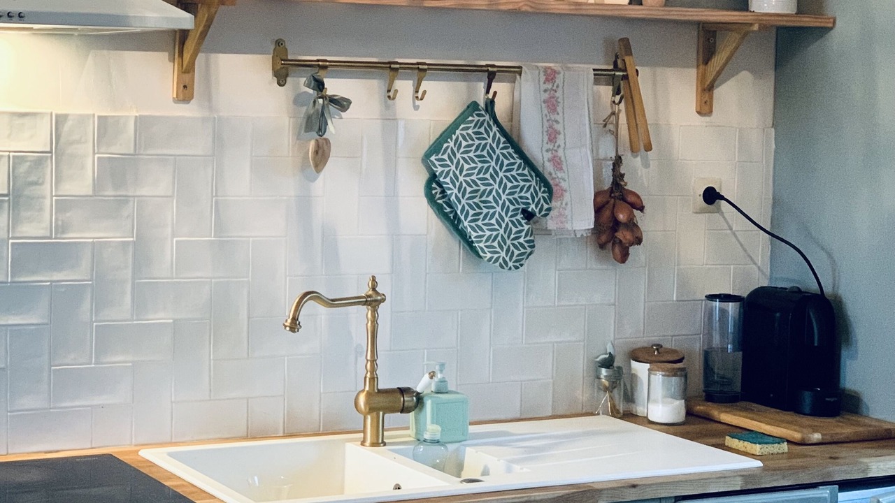 Photo of Kitchen in Saint-Denis-sur-Sarthon
