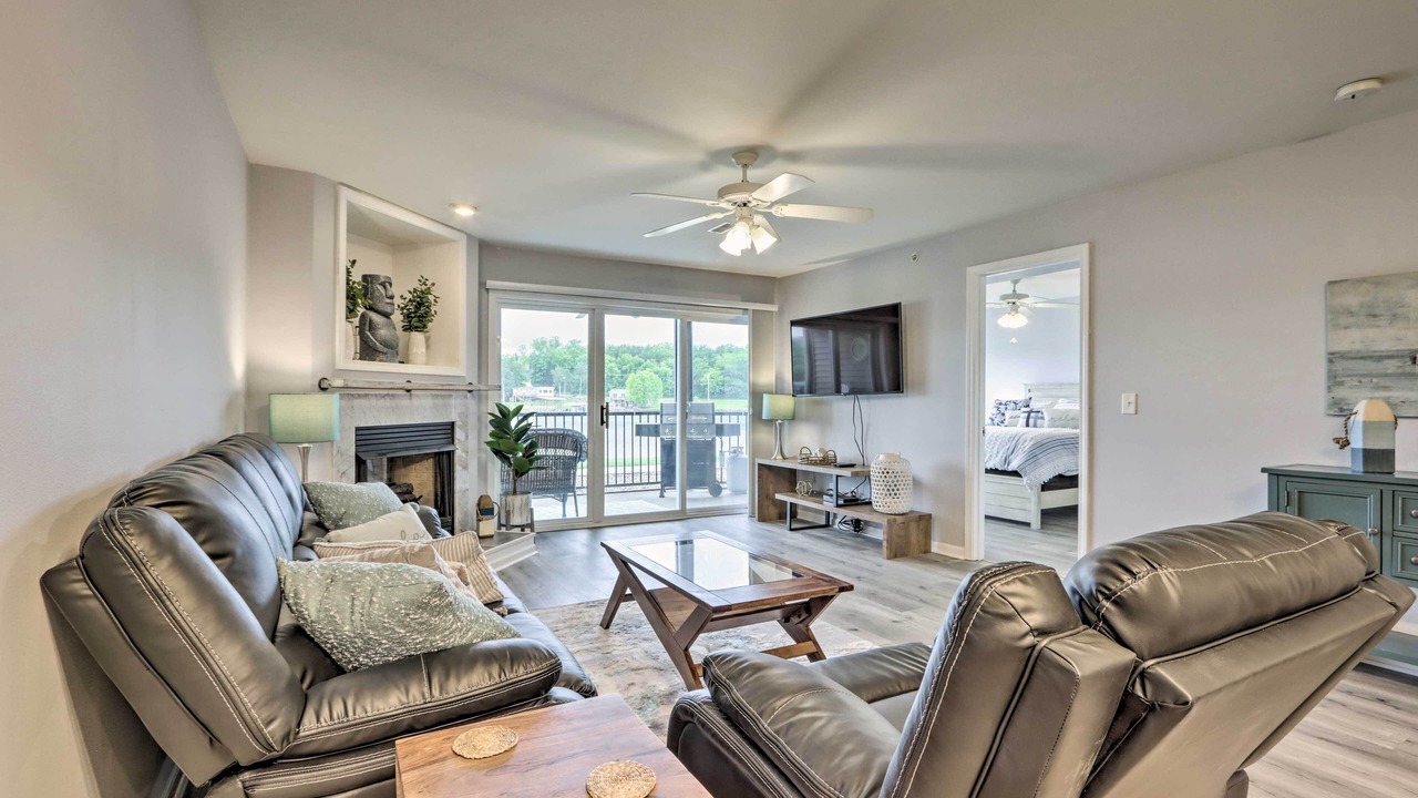 Photo of Livingroom in Camdenton
