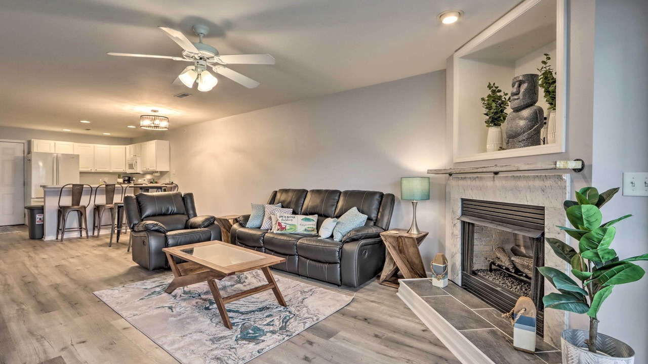 Photo of Livingroom in Camdenton