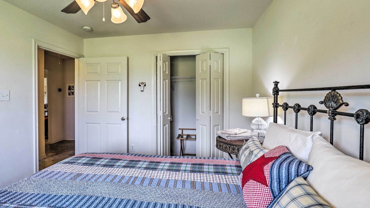 Photo of Bedroom in Cameron