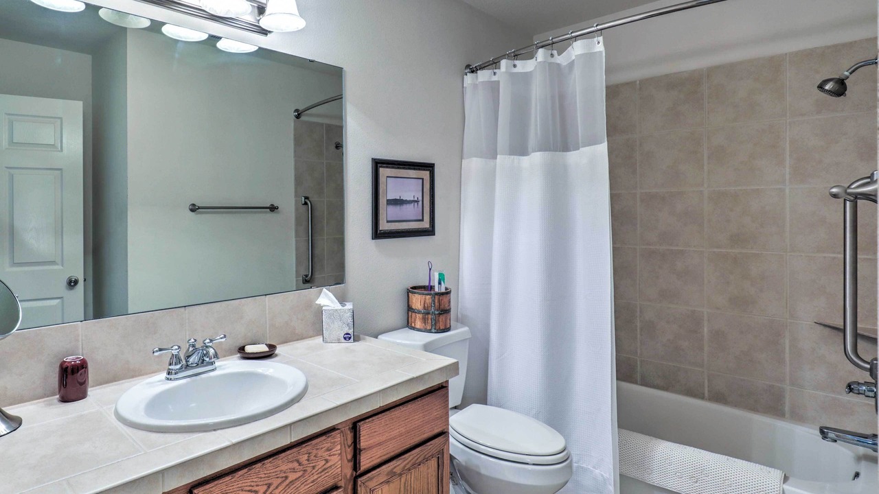 Photo of Bathroom in Cameron