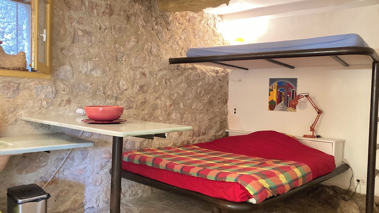 Photo of Bedroom in Bauduen