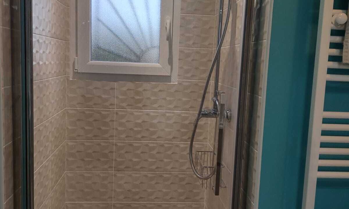 Photo of Bathroom in Durban-Corbieres