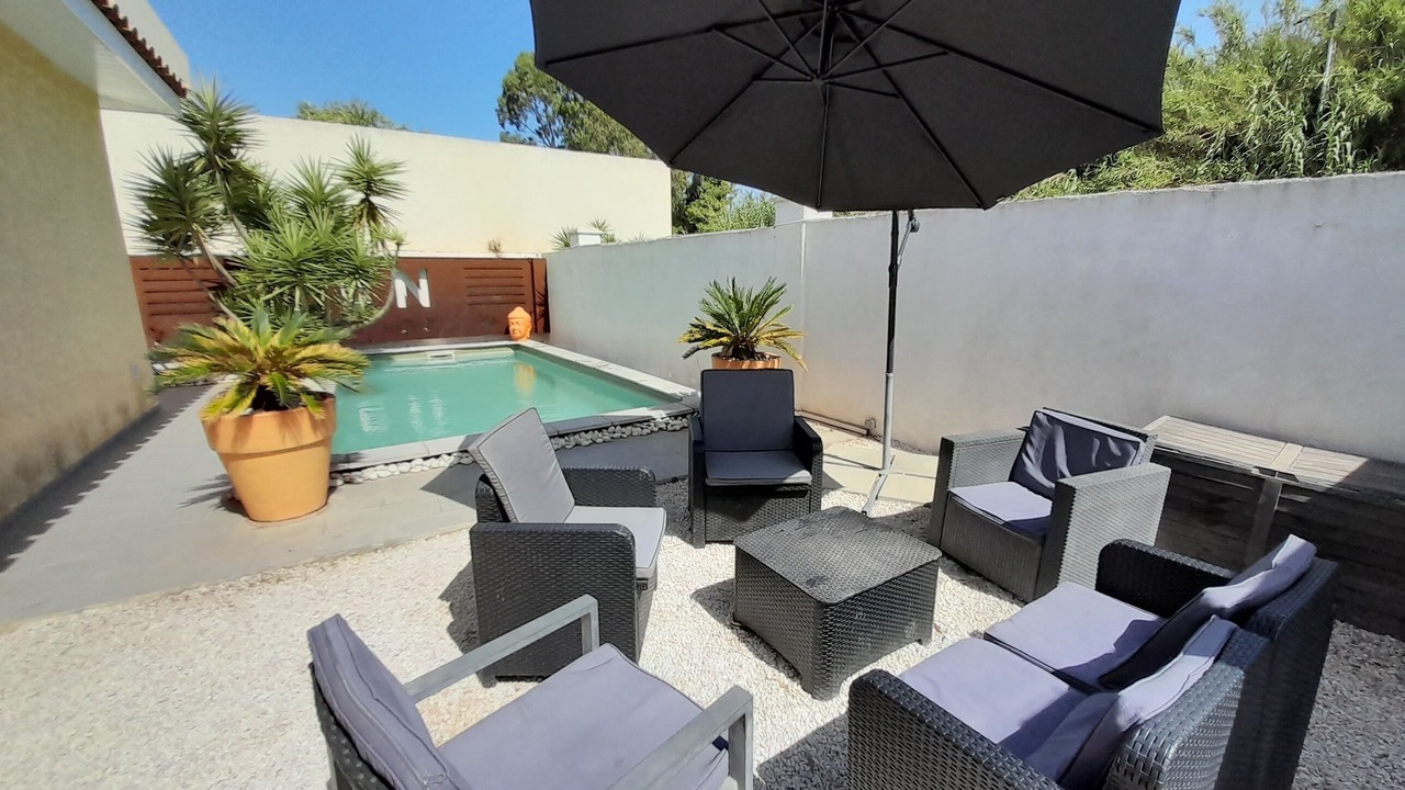 Photo of Outdoor in Pia