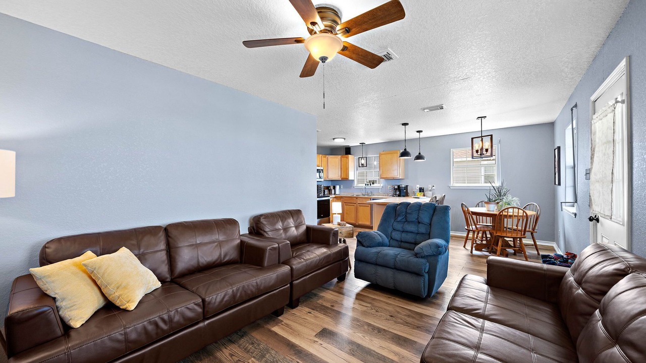 Photo of Livingroom in Surfside Beach