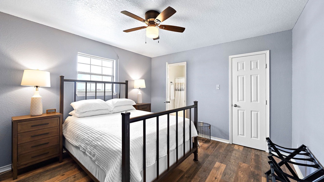 Photo of Bedroom in Surfside Beach