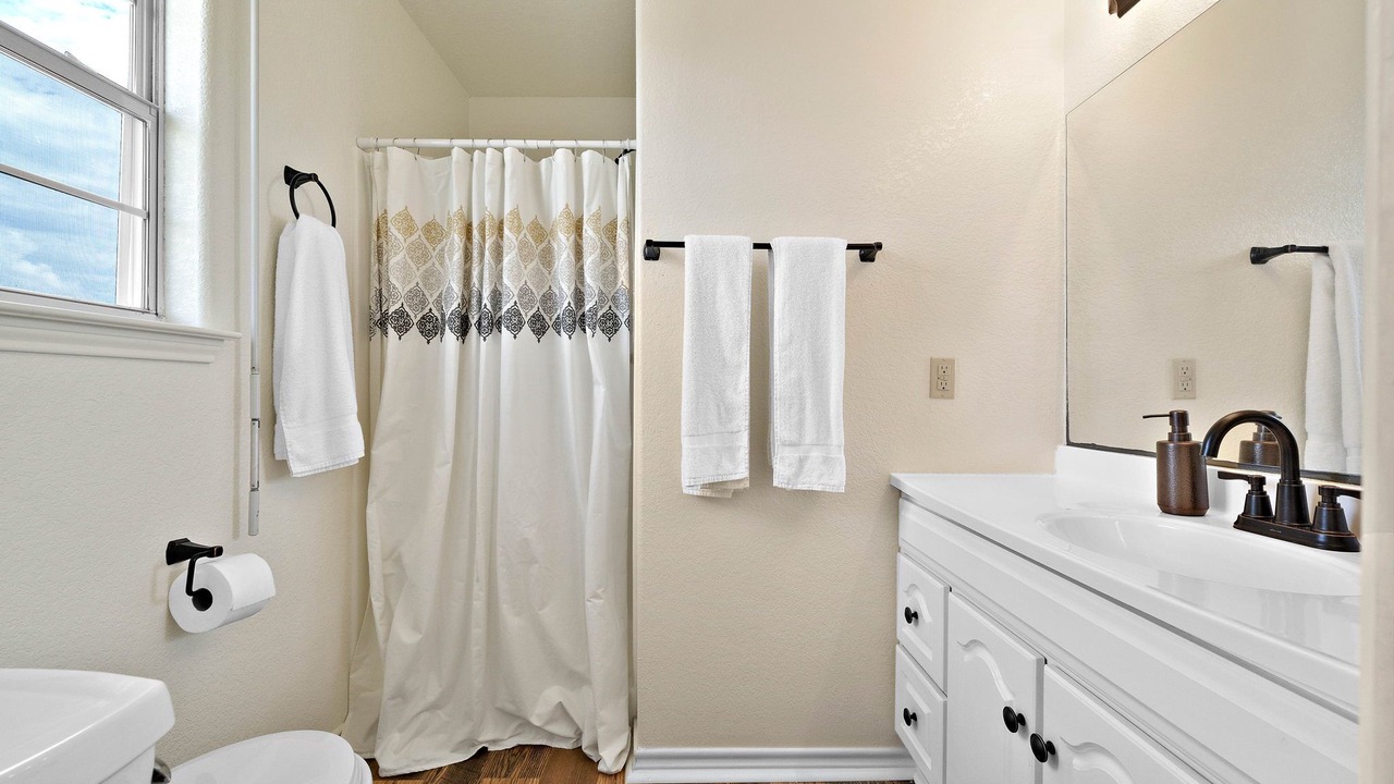 Photo of Bathroom in Surfside Beach