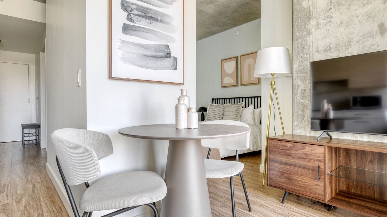 Photo of Others in West Loop Gate