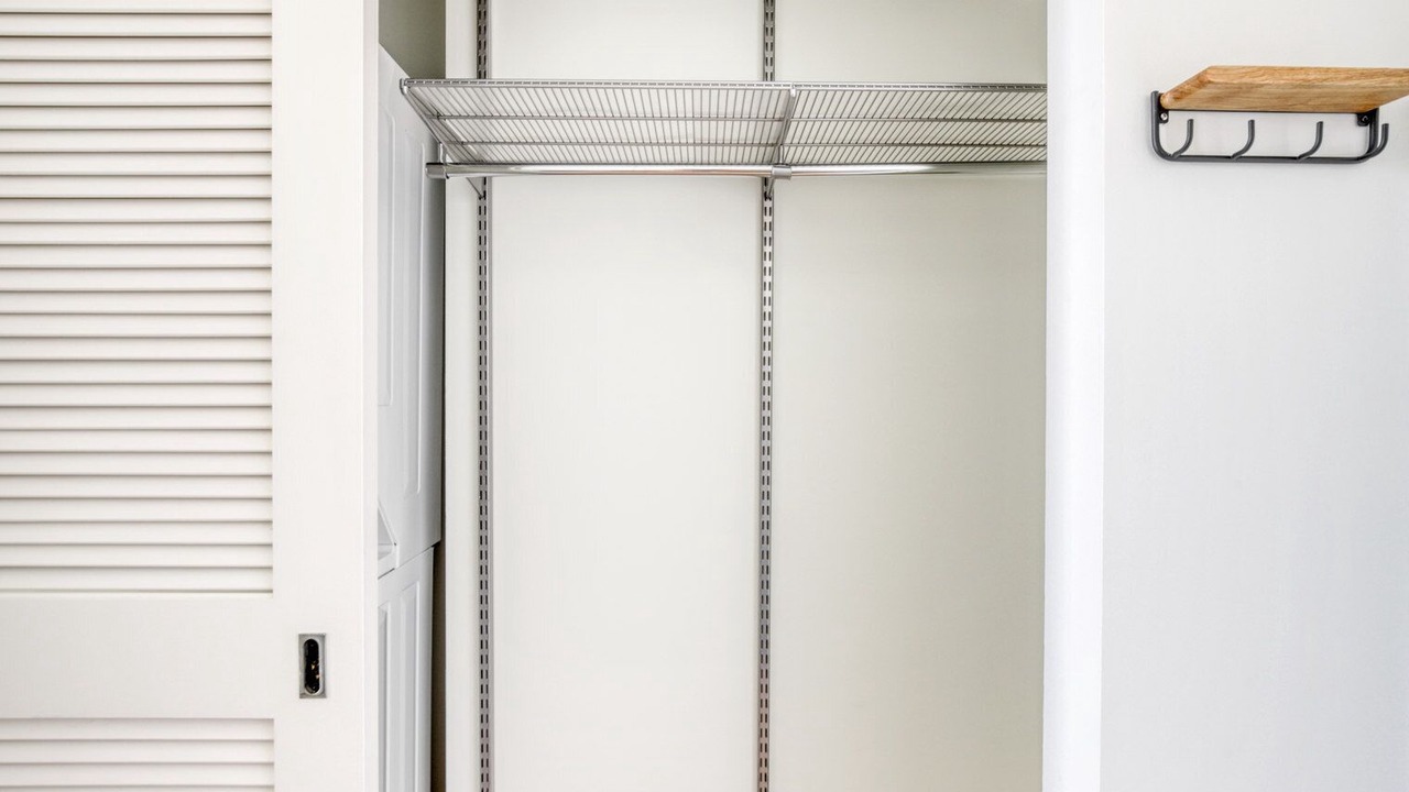 Photo of Others in West Loop Gate