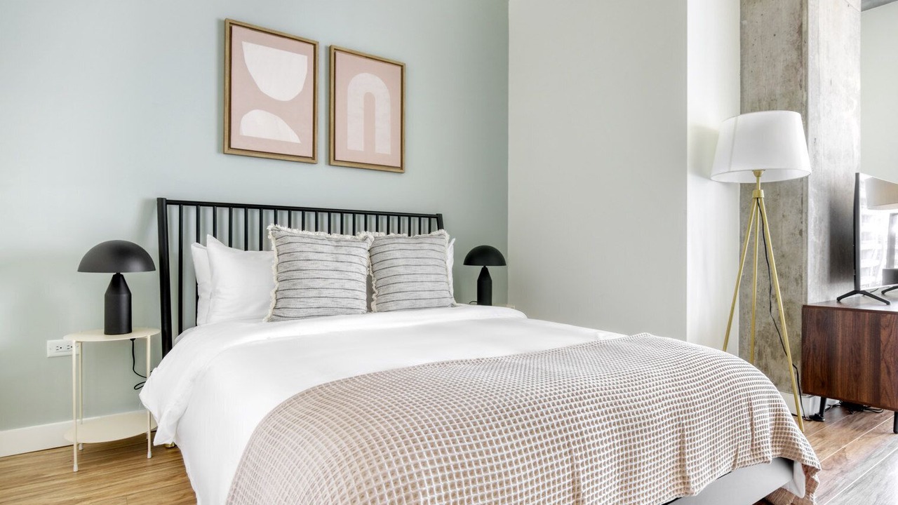 Photo of Bedroom in West Loop Gate