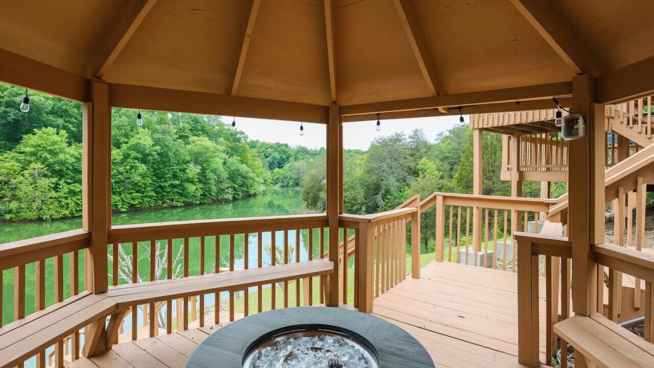 Photo of Others in Sevierville
