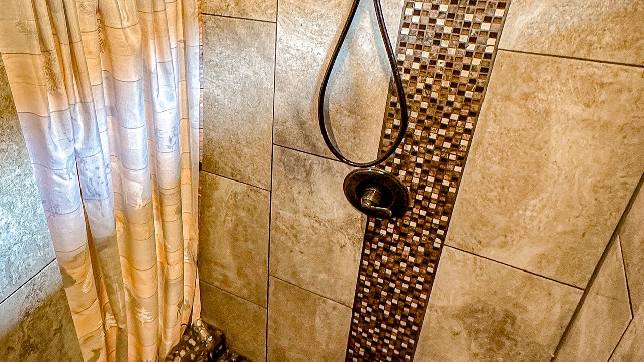 Photo of Bathroom in Southern Crossing