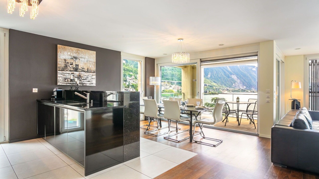 Photo of Bedroom in Montreux City Centre