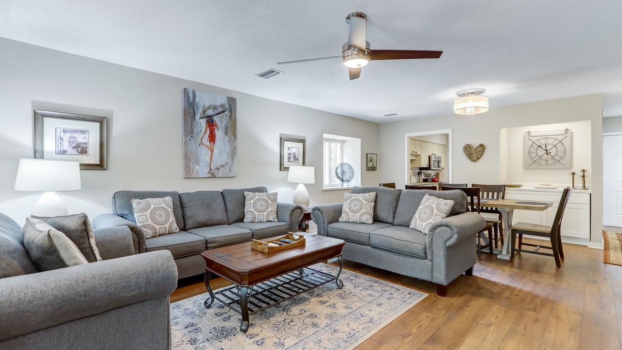 Photo of Livingroom in Fernandina Beach
