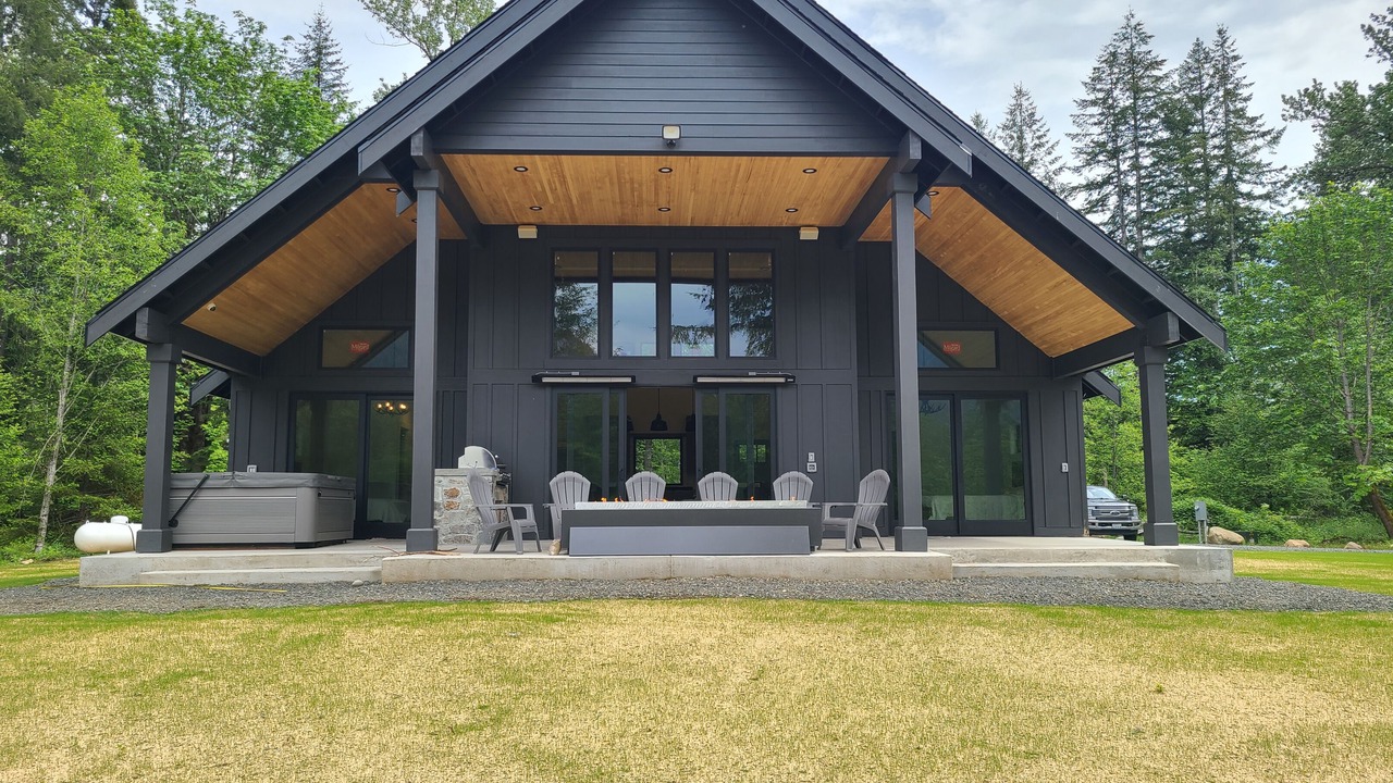 Photo of Outdoor in Packwood