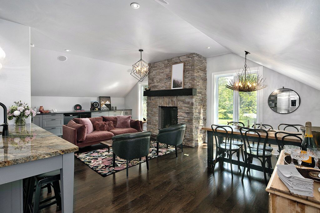 Photo of Livingroom in Collingwood