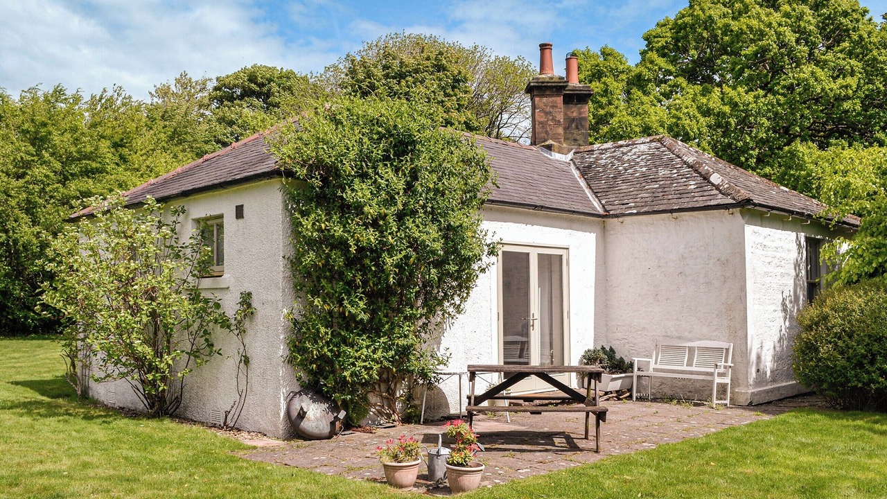 Photo of Outdoor in Annan