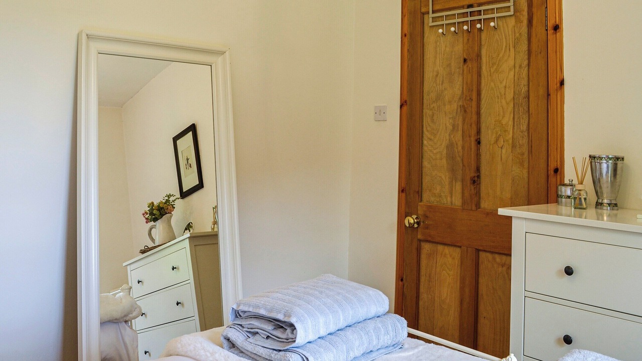 Photo of Others in Annan