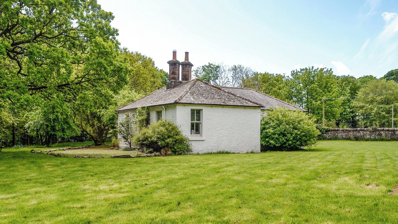 Photo of Outdoor in Annan