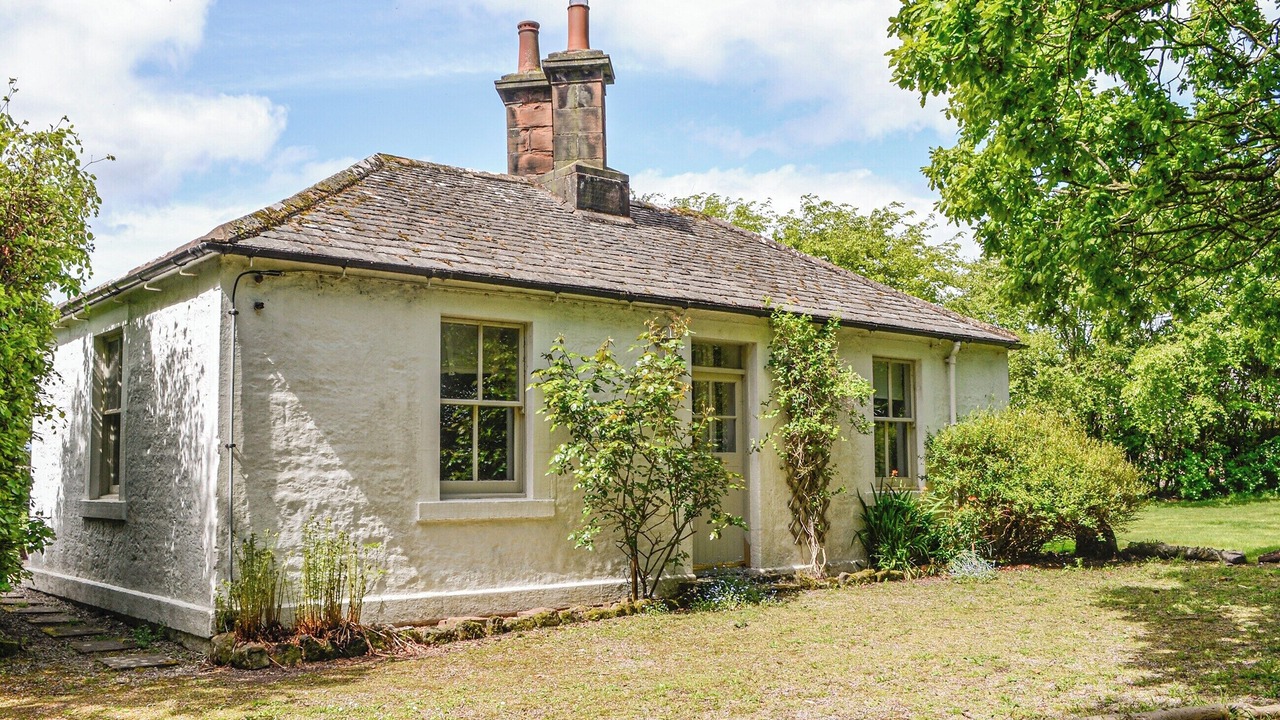 Photo of Others in Annan