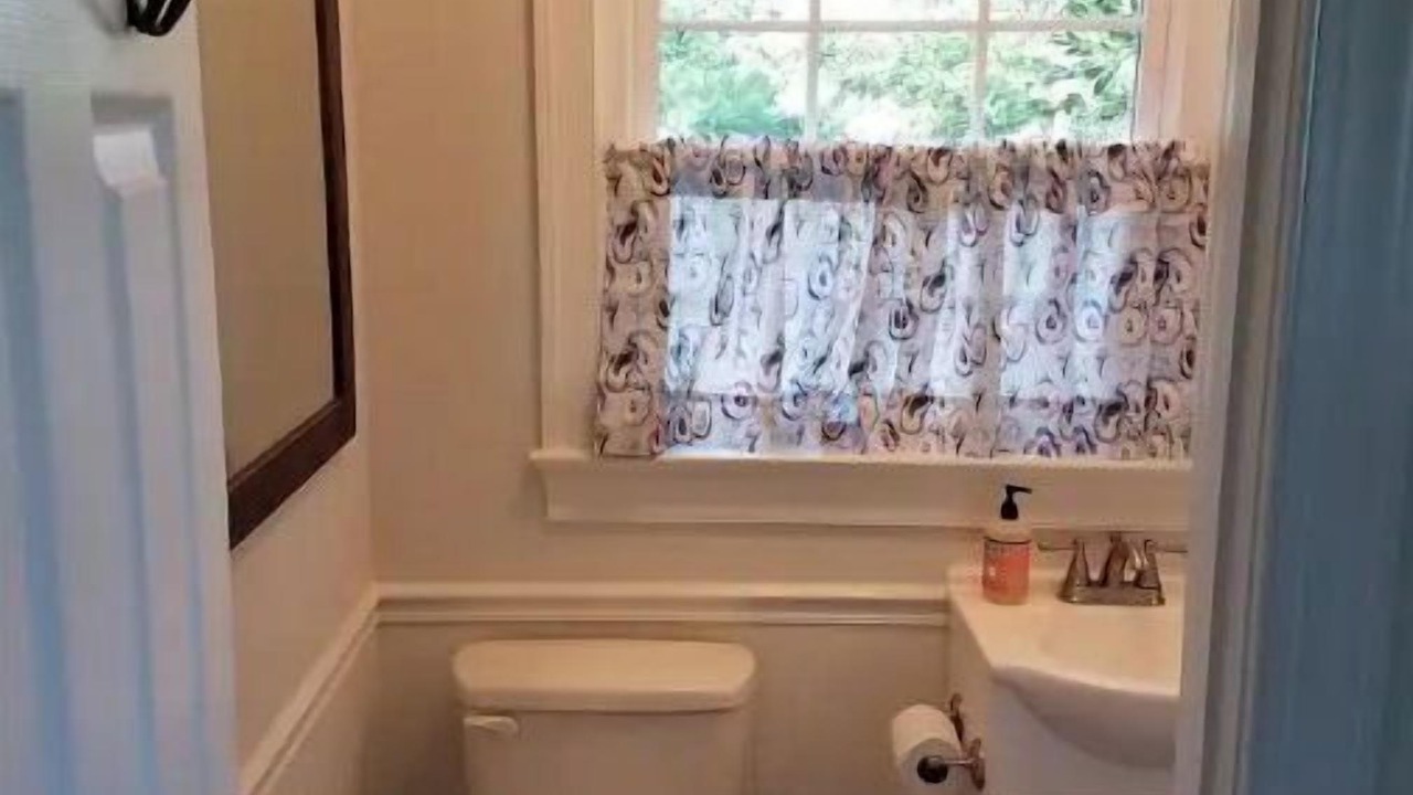 Photo of Bathroom in Woolford