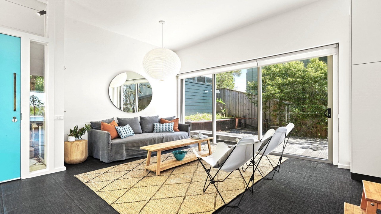 Photo of Livingroom in Macmasters Beach