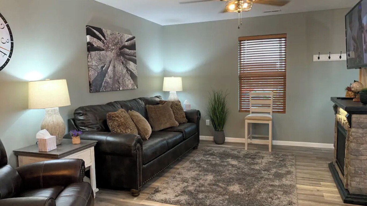 Photo of Livingroom in St. Robert