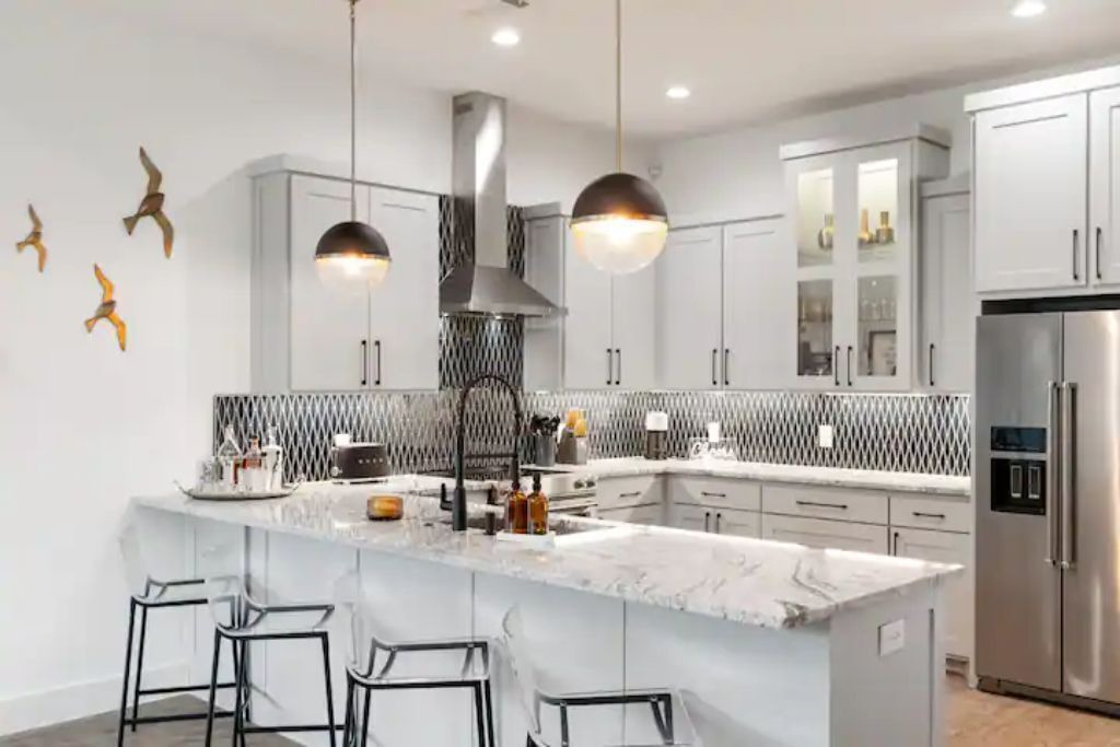 Photo of Others in Carolyn Estates