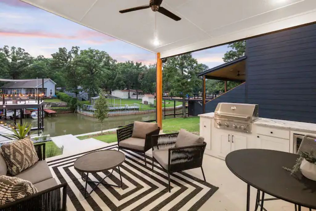 Photo of Others in Carolyn Estates