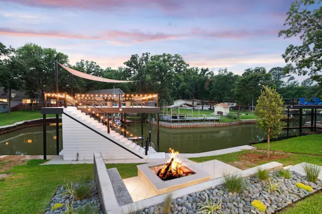 Photo of Outdoor in Carolyn Estates