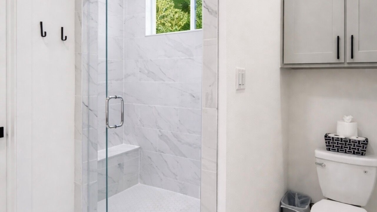 Photo of Bathroom in Carolyn Estates