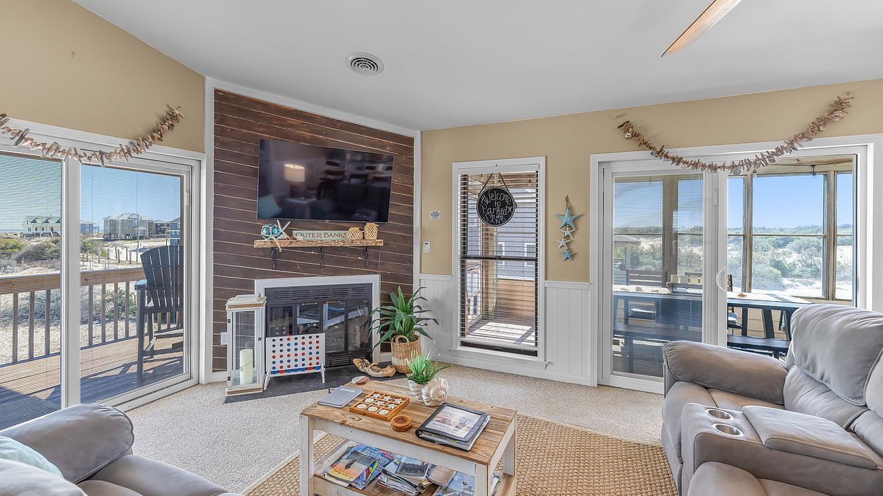 Photo of Livingroom in Corolla