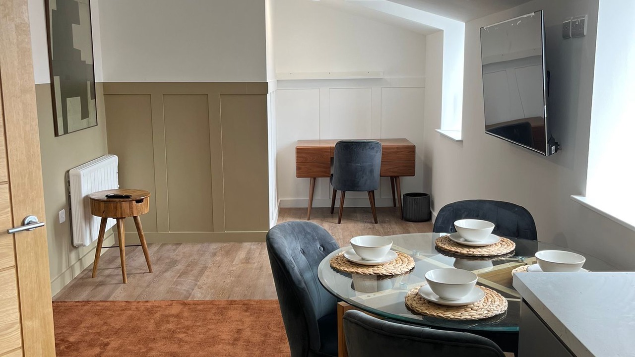 Photo of Others in Leek